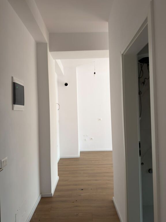 Shitet apartament 1+1 në Ali Dem për 110 000 €