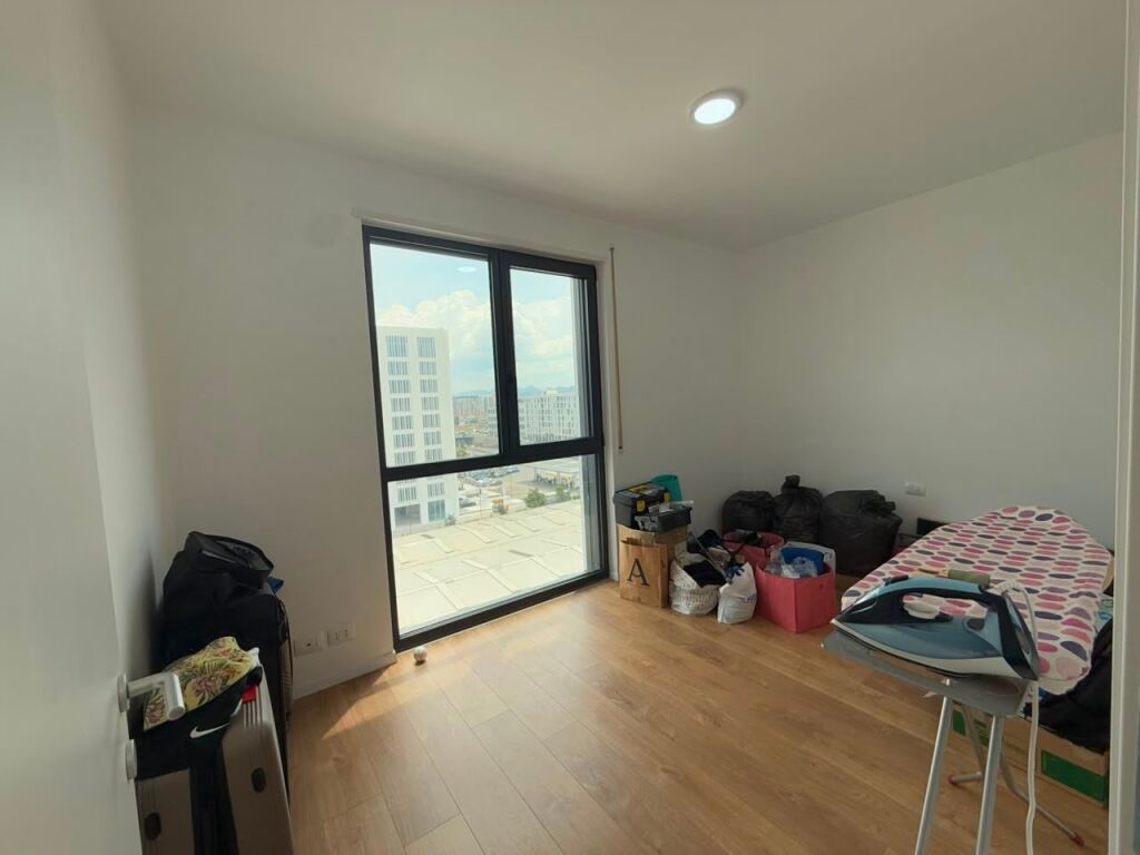 Apartment 2+1+2 for sale — Shqiponja Square, Access Tirana