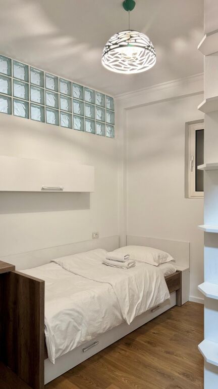 Jepet me qira 2+1+1 Fusha e Aviacionit 750€