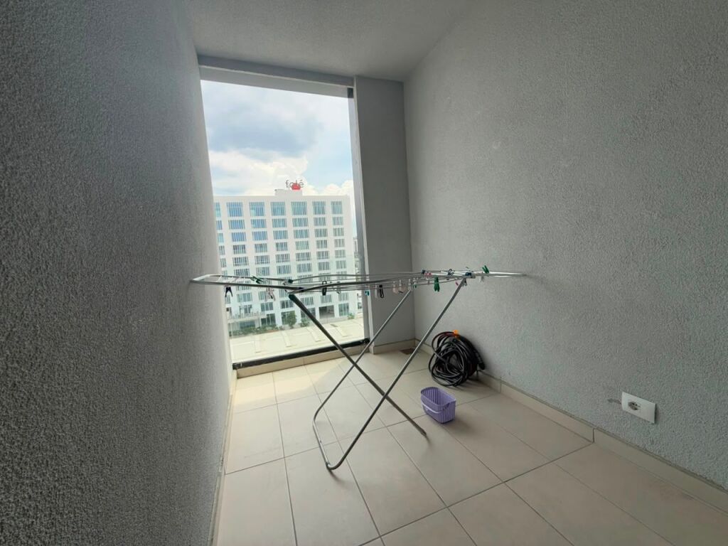 Apartment 2+1+2 for sale — Shqiponja Square, Access Tirana