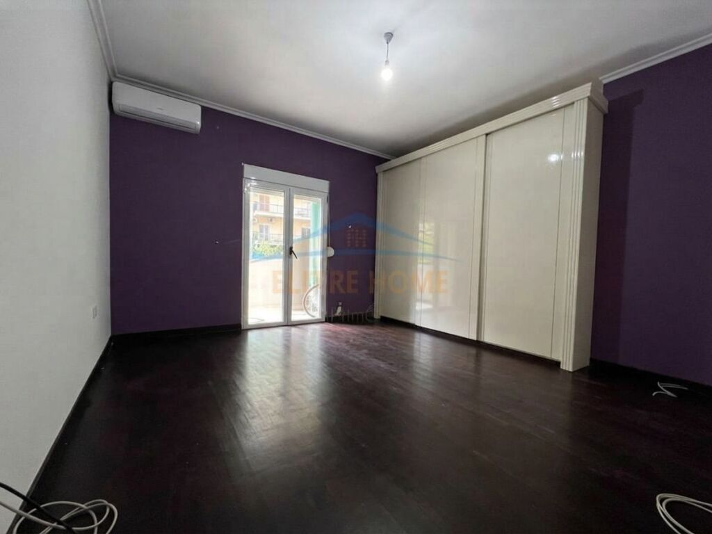 Affitto, Appartamento 2+1, Comune di Parigi.Tirane