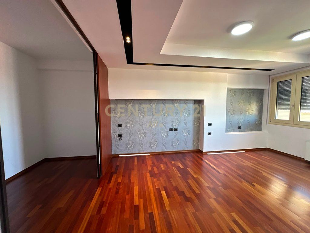 Office for Rent at Wilson Square!