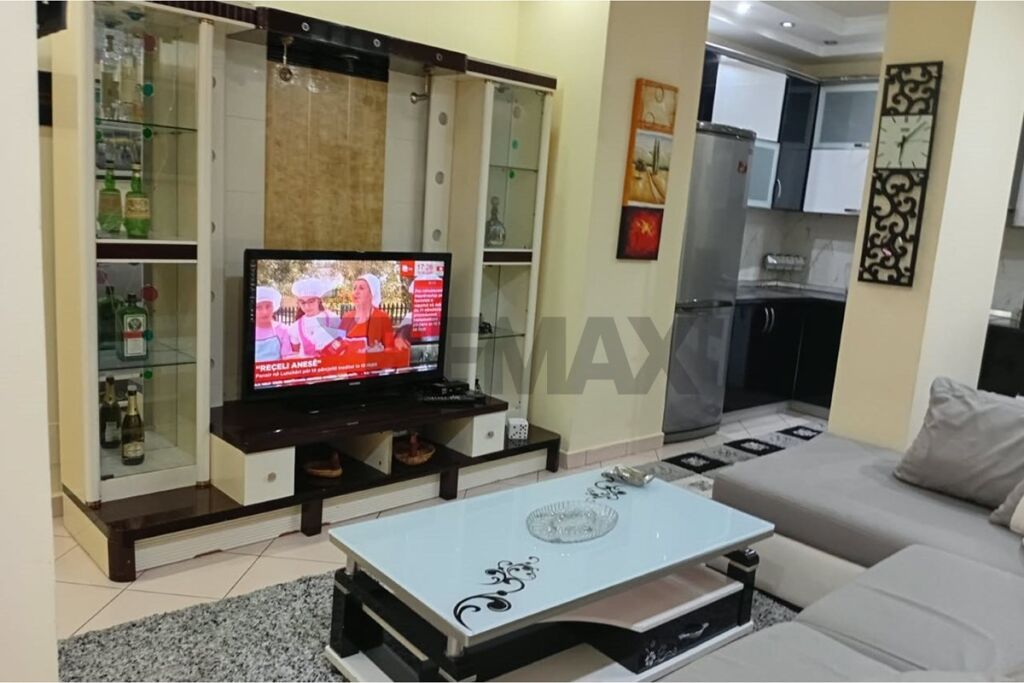 Apartament - Për Qira - Rruga e Kavajës, Tiranë(ID: 530191074-205)