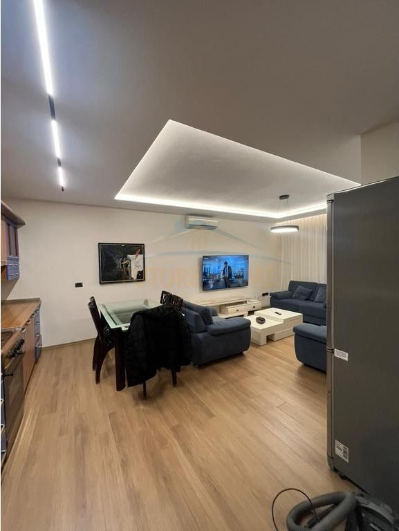 Affitto, Appartamento 1+1, Via Durazzo