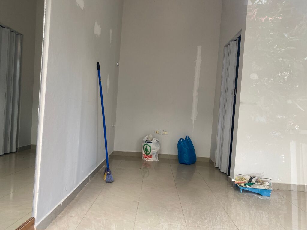 Shop for rent in Fresk!
