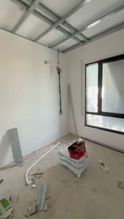 Shitet Apartament 2+1 Tek 5 Maji