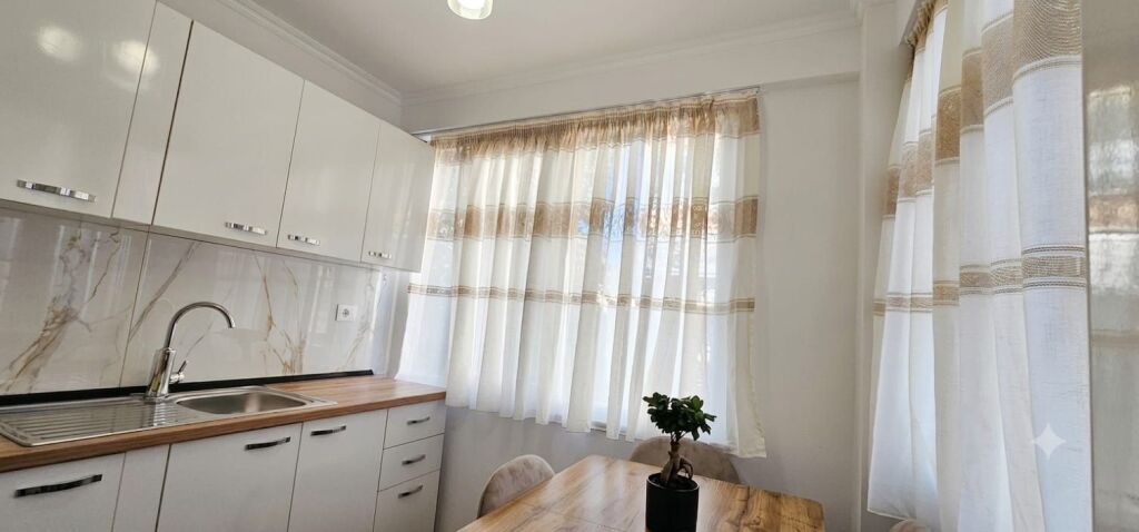 Rent,Apartment 1+1, Zogu i Zi, Tirane