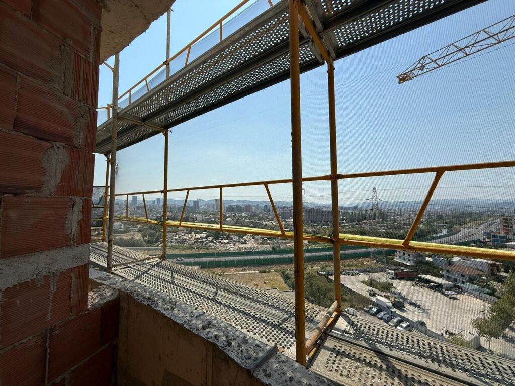 Shitet Apartament 2+1+2 me Post Parkimi dhe Depo — Aluna 1, Paskuqan, Tiranë