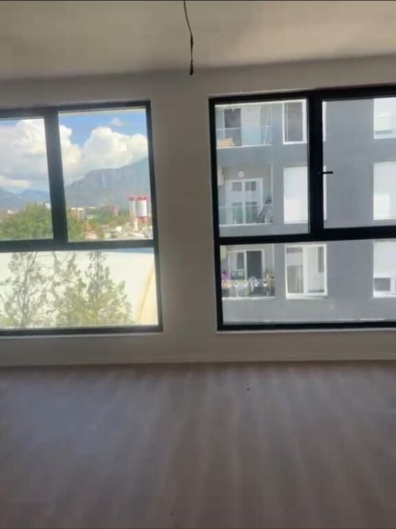 Apartament 2+1+2 me Qera në Rrugën "Jordan Misja", Tiranë (70,000 ALL/ muaj)