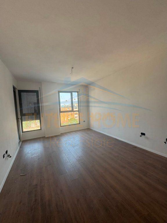 Qera, Apartament 1+1, Kinostudio, Tiranë