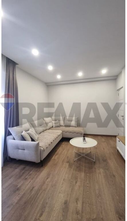 Zogu i Zi, Apartment 2+1 for Rent