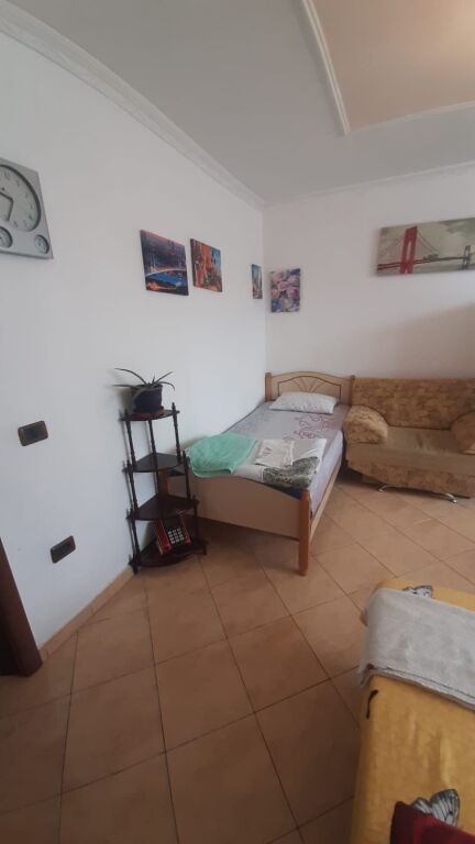 Rent | Apartament 2 + 1 | Rruga Kongresi i Manastirit | 500 €/month