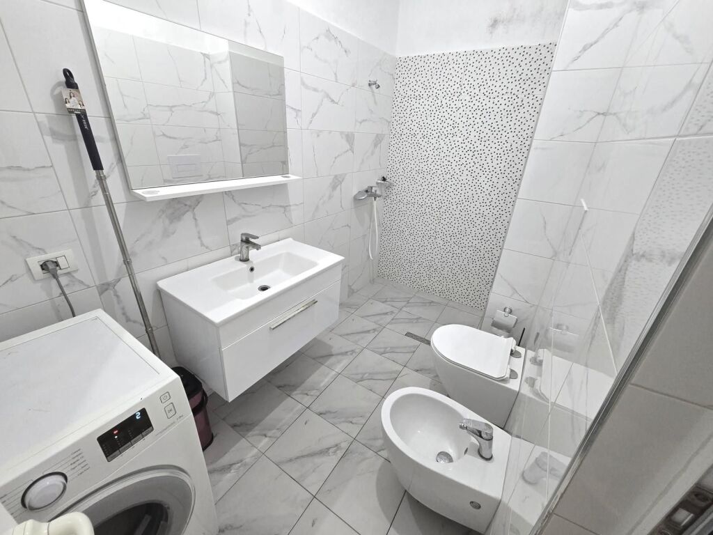 Qera | Apartament 2 + 1 | Nela 6 | 500 €/muaj