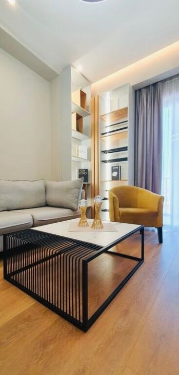 APPARTAMENTO DI LUSSO 1+1 CON POSTO AUTO PRESSO GARDEN BUILDING