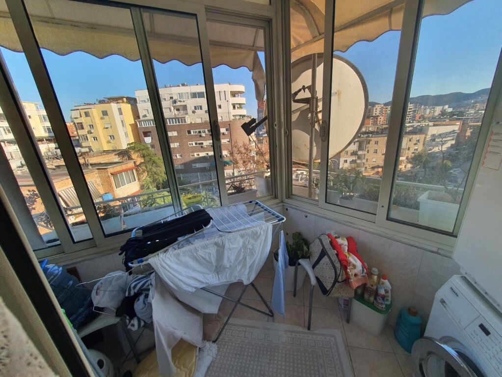 Jepet me qera apartamenti 2+1