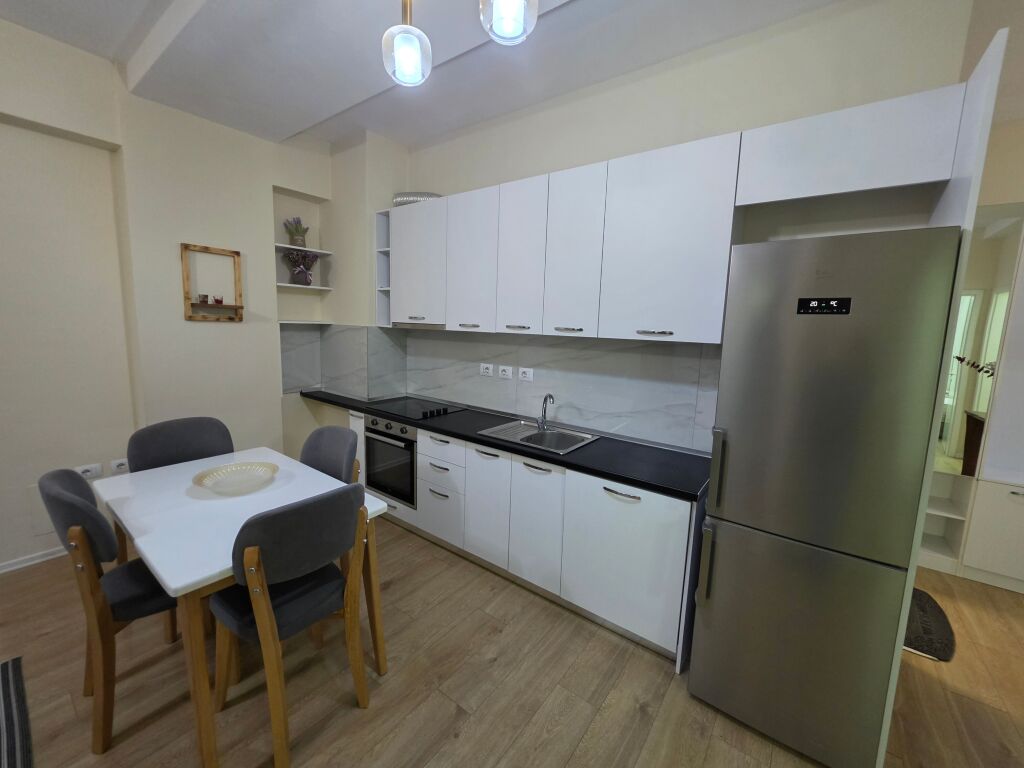 🏡 Appartamento 2+1+2 in affitto  📍 Via Siri Kodra