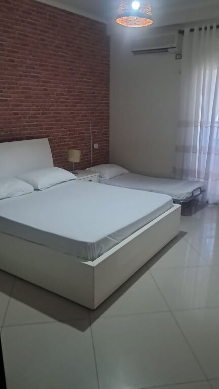 🏡 APARTAMENT 2+1 ME QIRA – VLORË