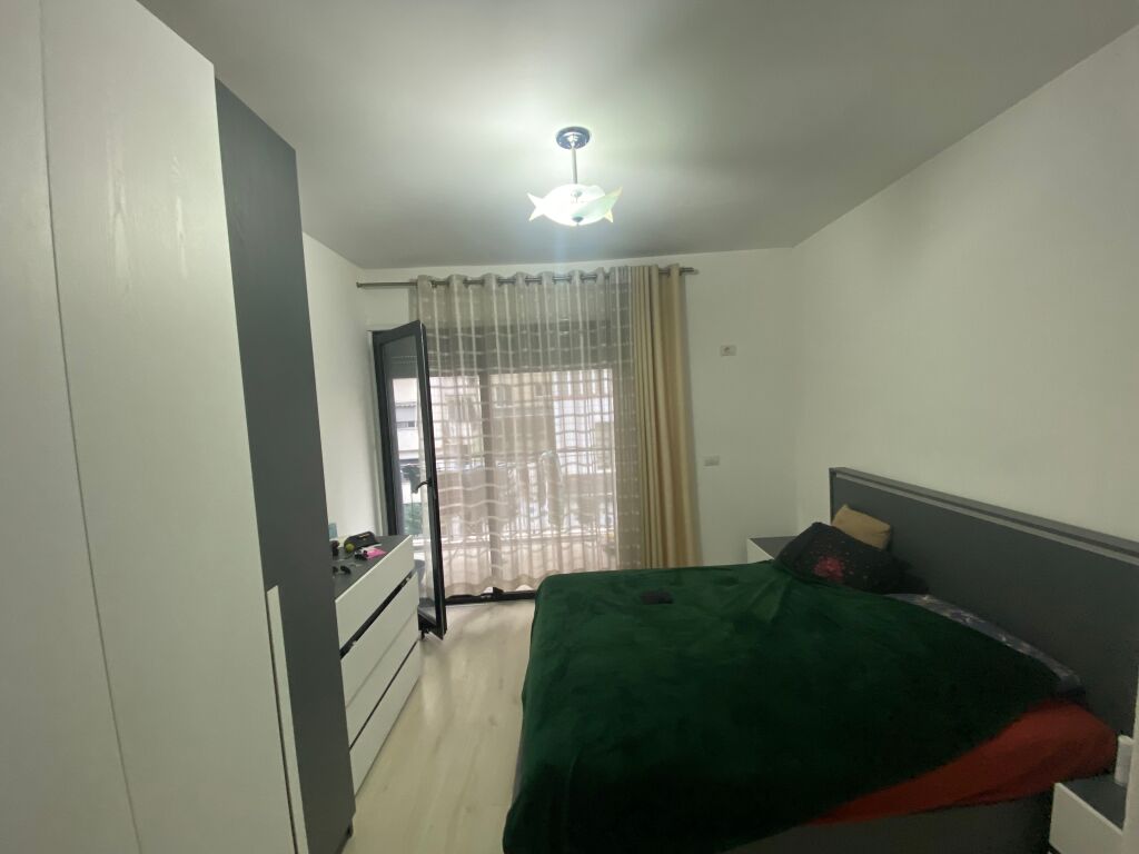 Apartament 2+1+2 me qera tek kompleksi "Panorama"