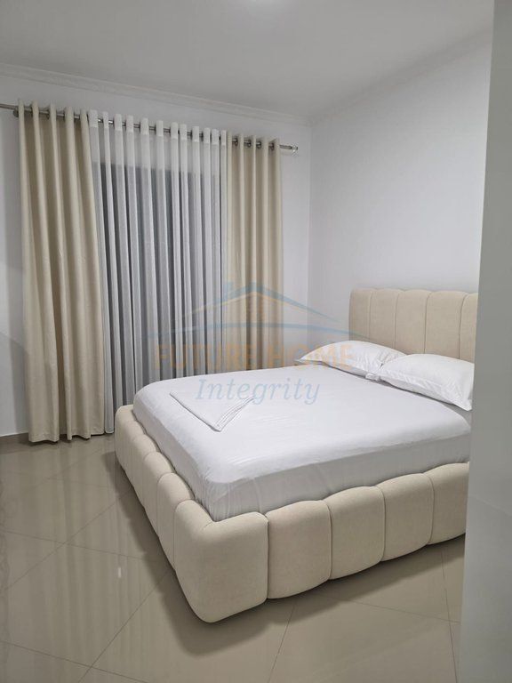 Affitto, Appartamento 1+1, Residenza Green City, Tirana.