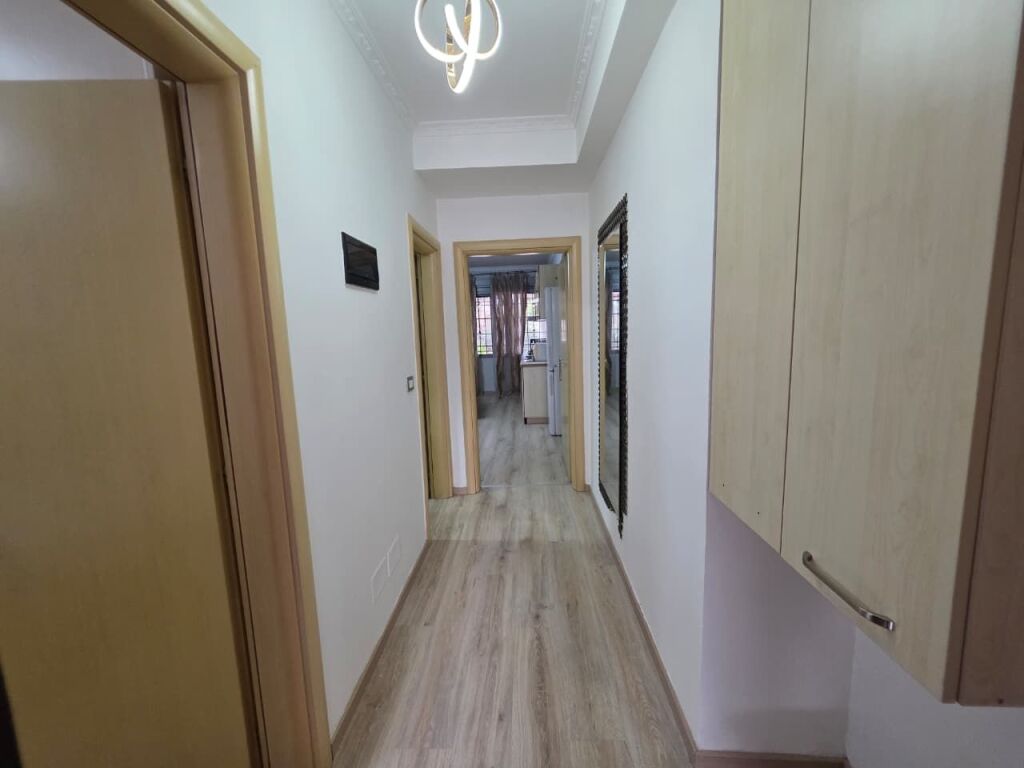 SHITET APARTAMENT 1+1 – DON BOSKO 📍 Pranë shkollës “Vaçe Zela”