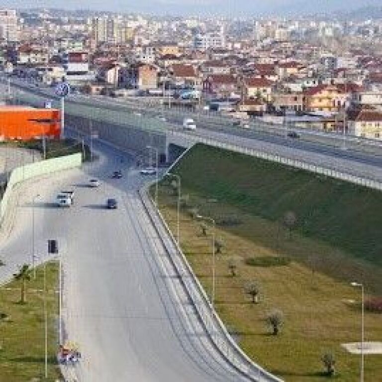 🏭 CAPANNONE INDUSTRIALE IN VENDITA | VORË
