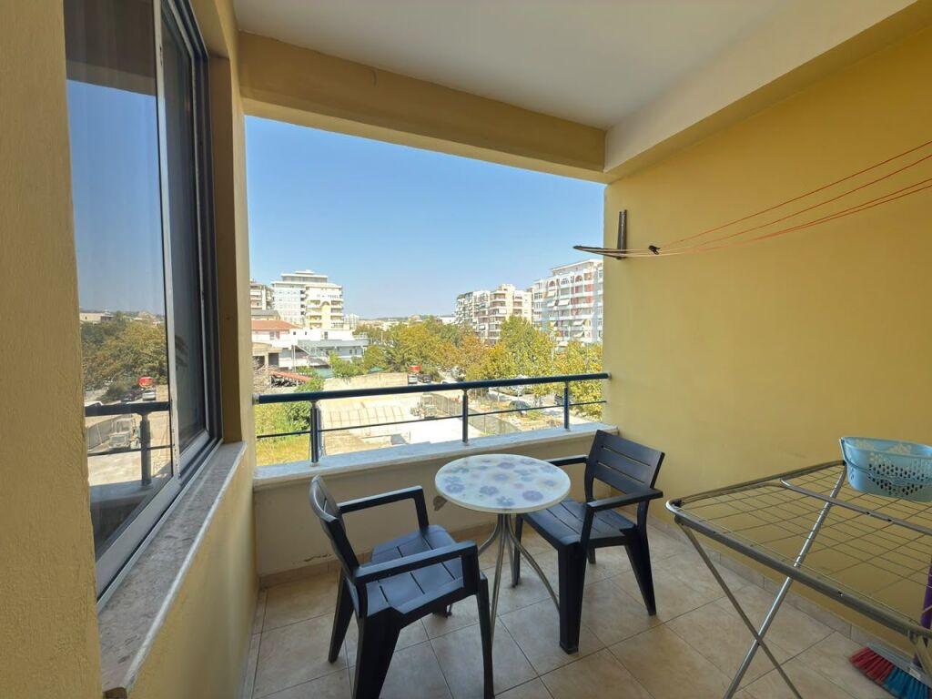 🏡 JEPET ME QIRA AFATGJATË APARTAMENT 1+1, VLORË