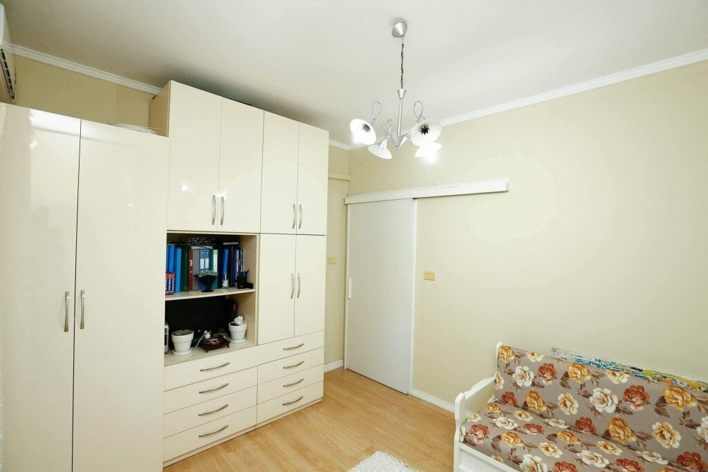 Jepet me qera apartamenti 2+1