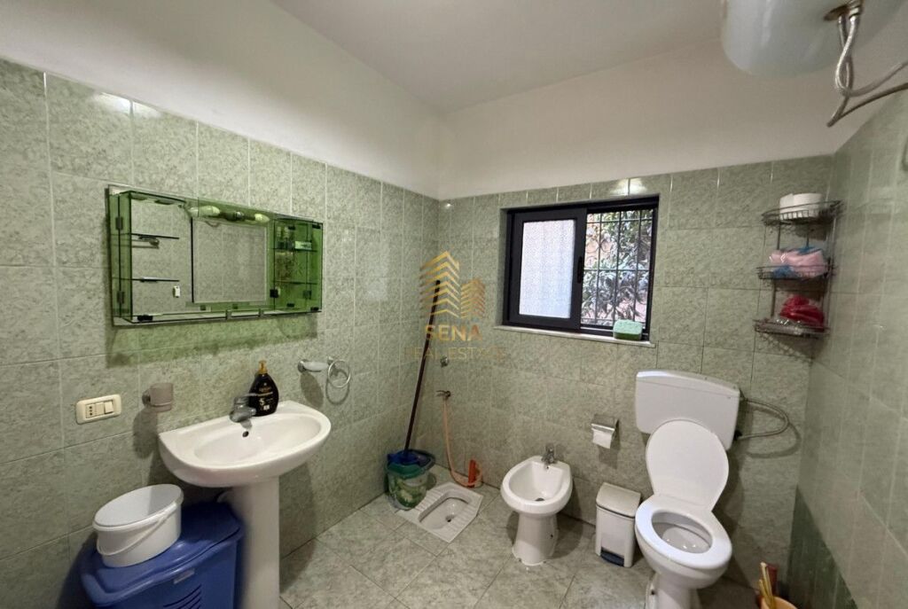 Affitto, Casa Privata 2 piani 2+1+balcone+Parcheggio, Allias, 50.000 Lek/mese