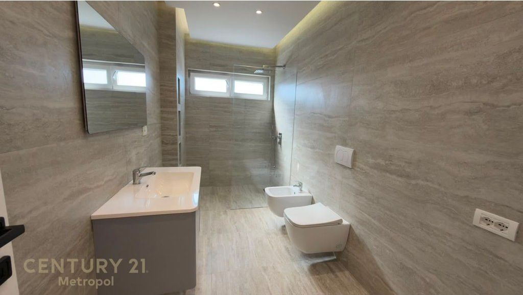 IN VENDITA | APPARTAMENTO 2+1📍 21 Dhjetori |Dietro l'ex UET 265.000 €