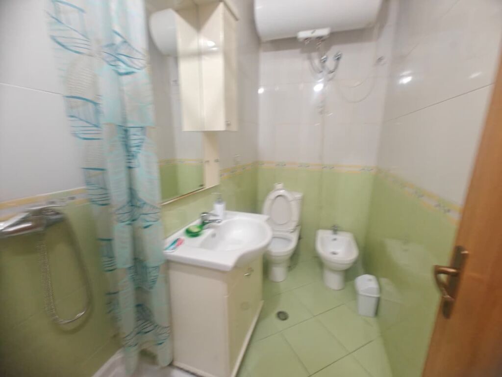 Qera, Apartament 2+1+2, Xhamlliku, Tiranë