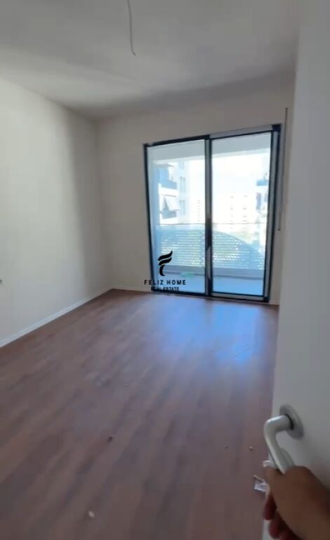SHITET APARTAMENT 2+1+2 DON BOSKO 235.000 EURO FH-93884