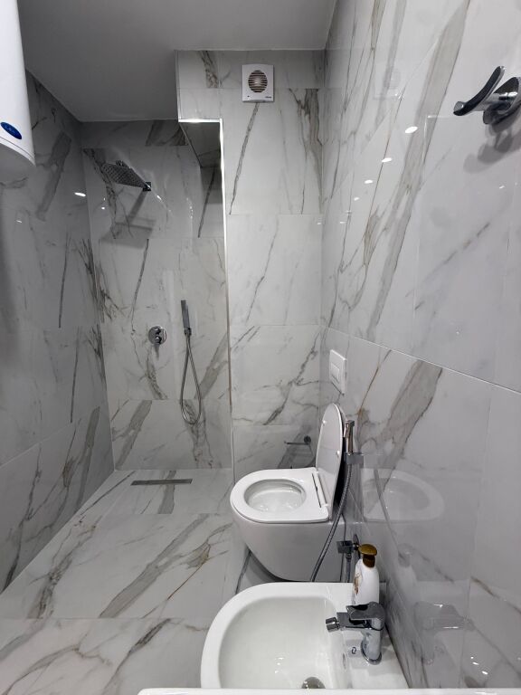 Apartment 2+1 for rent in the Fratari Complex, Botanical Garden area.