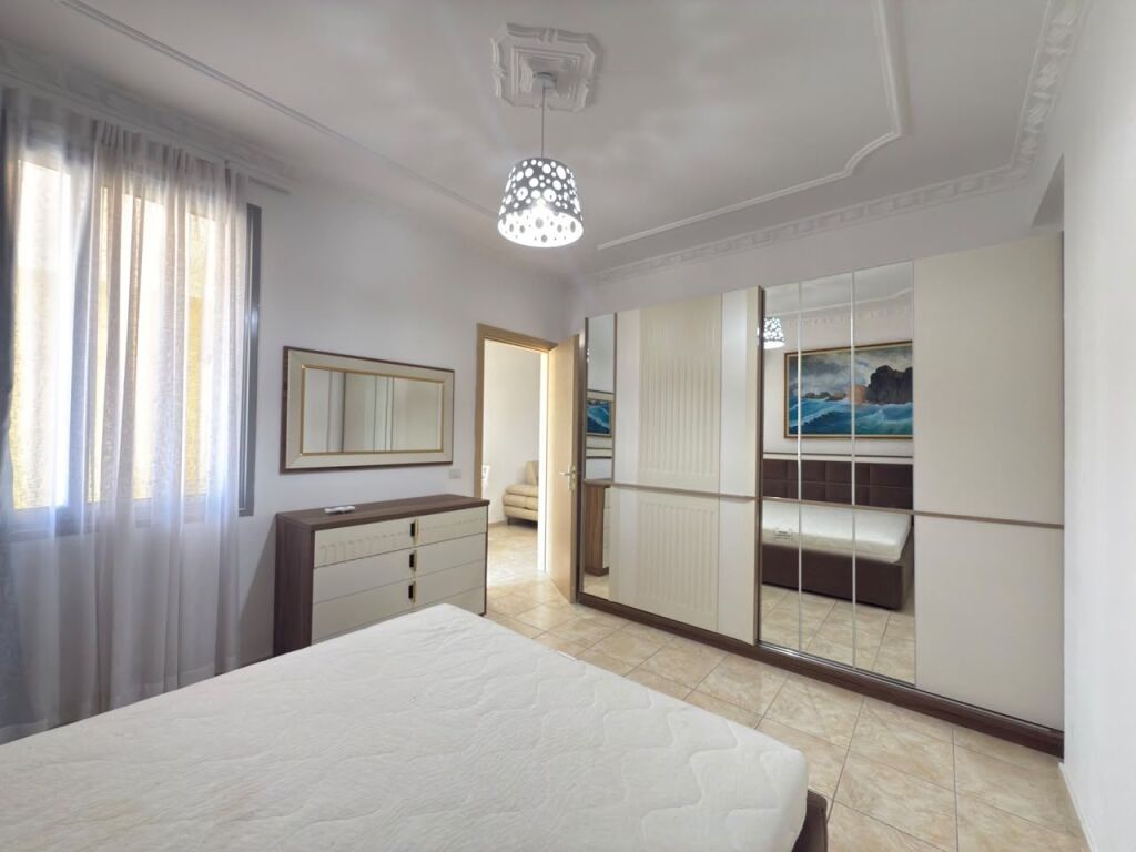 🏡 JEPET ME QIRA AFATGJATË APARTAMENT 1+1, VLORË