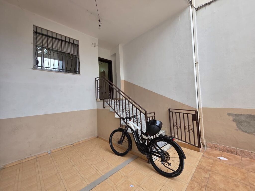 SHITET APARTAMENT 1+1 – DON BOSKO 📍 Pranë shkollës “Vaçe Zela”
