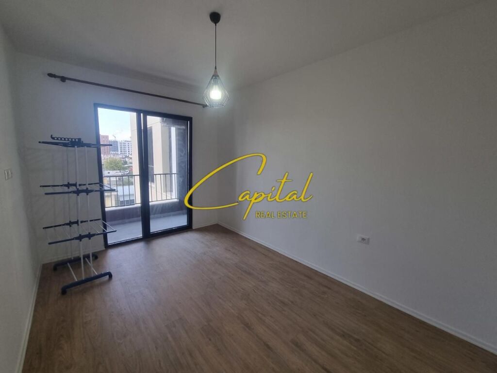 APARTAMENT ME QIRA 1+1 ISH STACIONI TRENIT 660 EURO