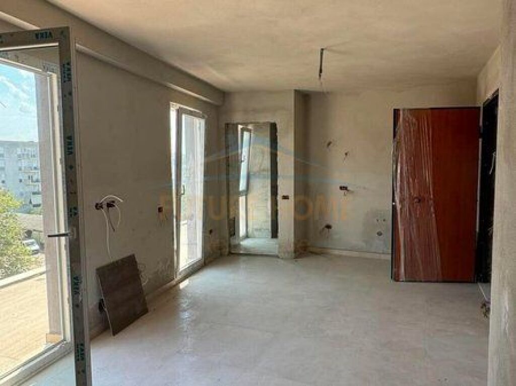 In vendita, Monolocale, Via Pjetër Budi, Città Studentesca
