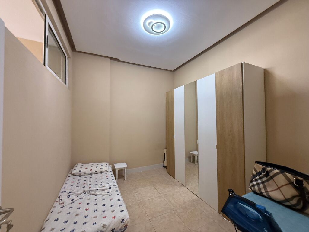 Shitet Apartament 3+1