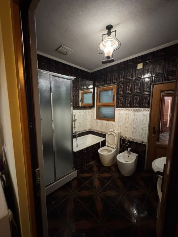 Private house for sale near Jordan Misja !!