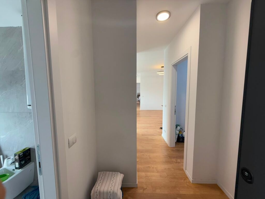 Apartment 2+1+2 for sale — Shqiponja Square, Access Tirana