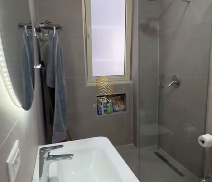 In vendita, Appartamento 2+1+balcone, Shkoze – Complesso Tom Doshi, 11.700.000 Leke