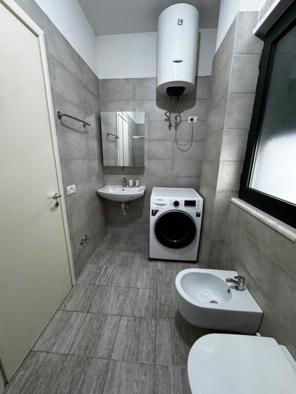 🏡 JEPET ME QIRA – APARTAMENT 2+1+2 + PARKIM