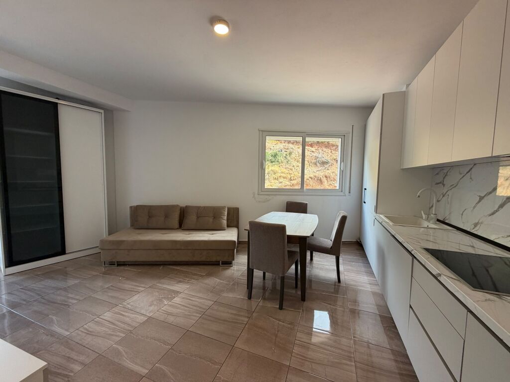 Apartment for sale cold water Vlore