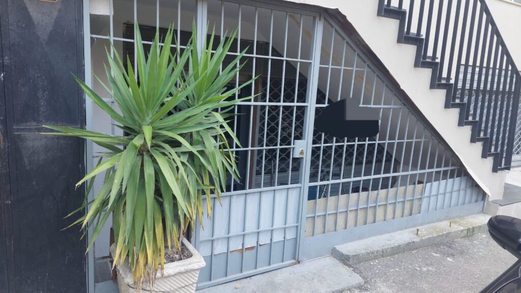 Office\ Warehouse For Rent on Boulevard, Durrës!