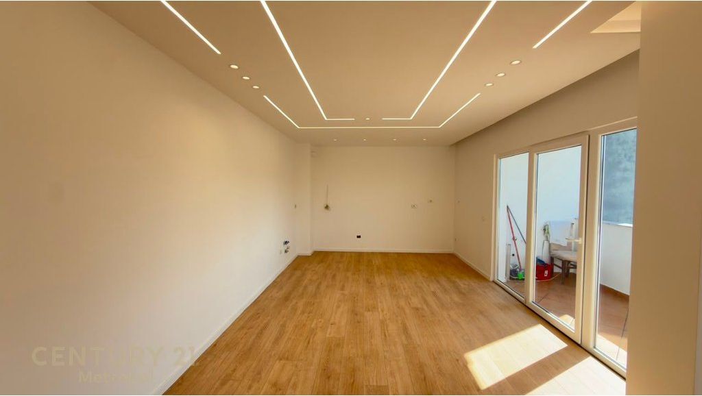 IN VENDITA | APPARTAMENTO 2+1📍 21 Dhjetori |Dietro l'ex UET 265.000 €