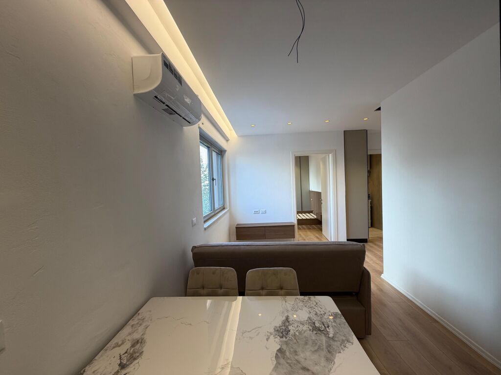 Qera, Apartament 1+1 , Pazari i Ri , Tirane