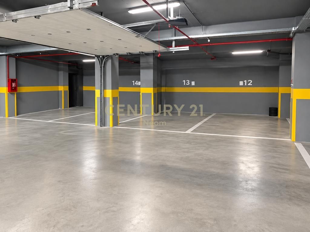 FOR RENT 4 PARKING SPACES + 1 STORAGE, BARRIKADAVE STREET