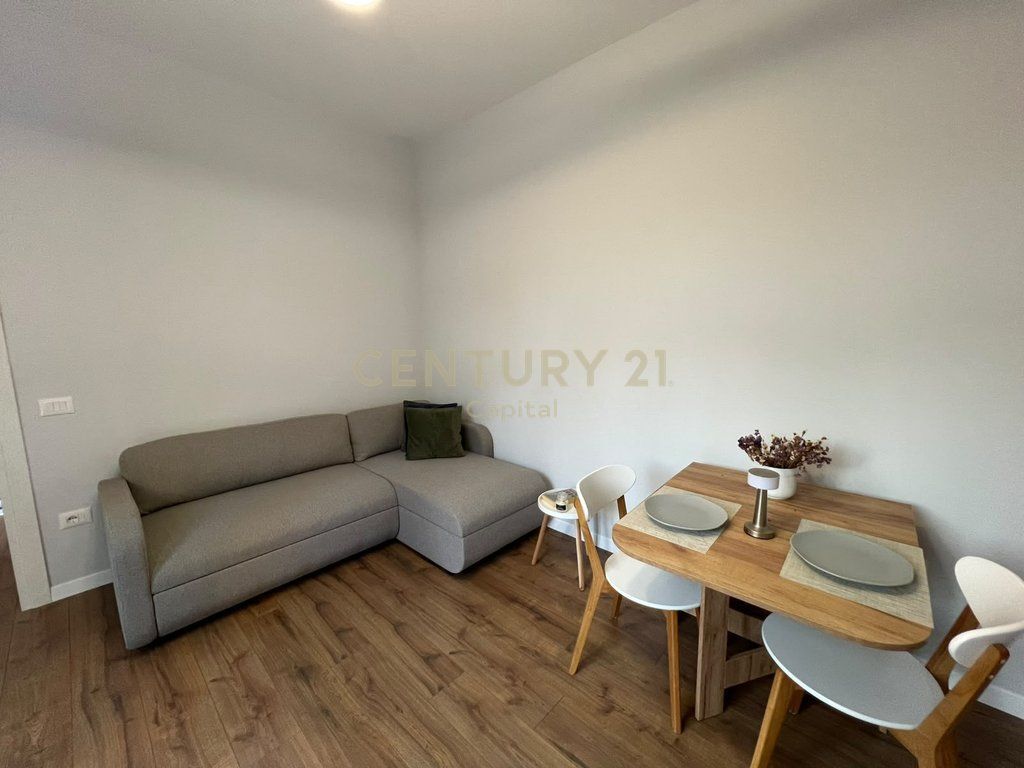Apt 1+1 villa floor for rent!