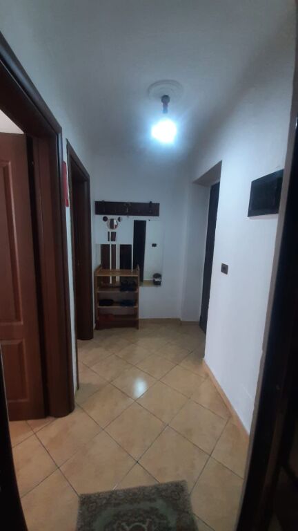 Rent | Apartament 2 + 1 | Rruga Kongresi i Manastirit | 500 €/month
