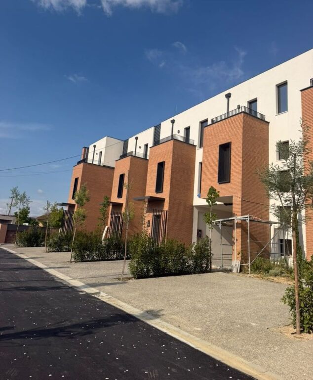 OCCASIONE | VENDESI DUPLEX 3+1+4 CON VERANDA – PICADILLY, TEG 📍