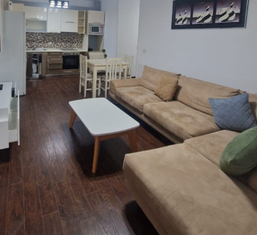 Jepet apartament 2+1 me qira tek Fresku ! 45.000 Leke !